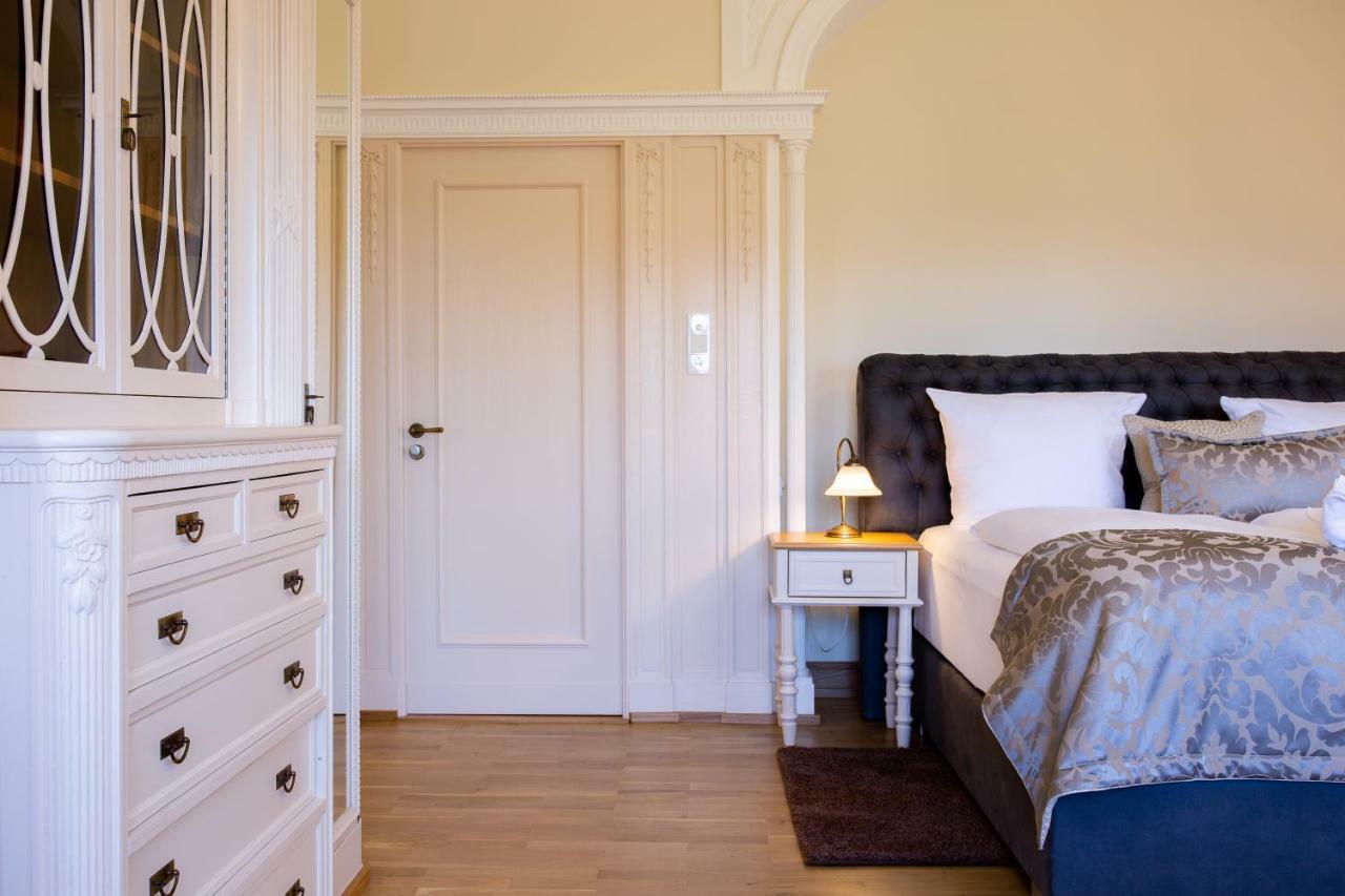 Hotel Villa Altenburg Possneck ภายนอก รูปภาพ