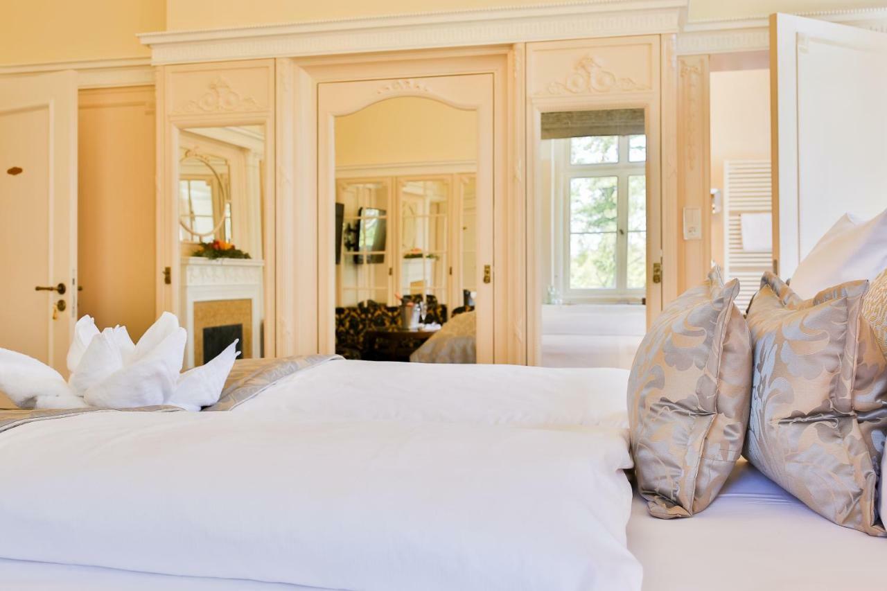 Hotel Villa Altenburg Possneck ภายนอก รูปภาพ