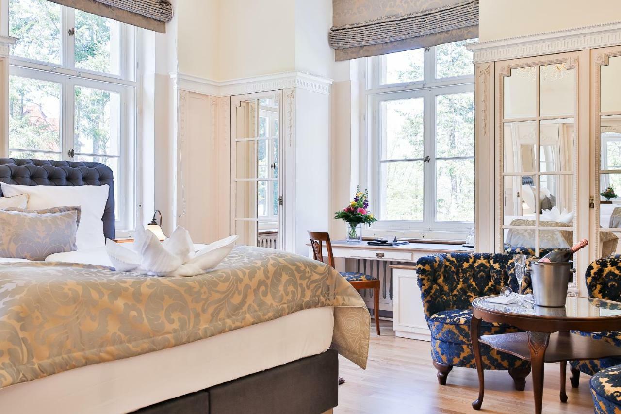 Hotel Villa Altenburg Possneck ภายนอก รูปภาพ