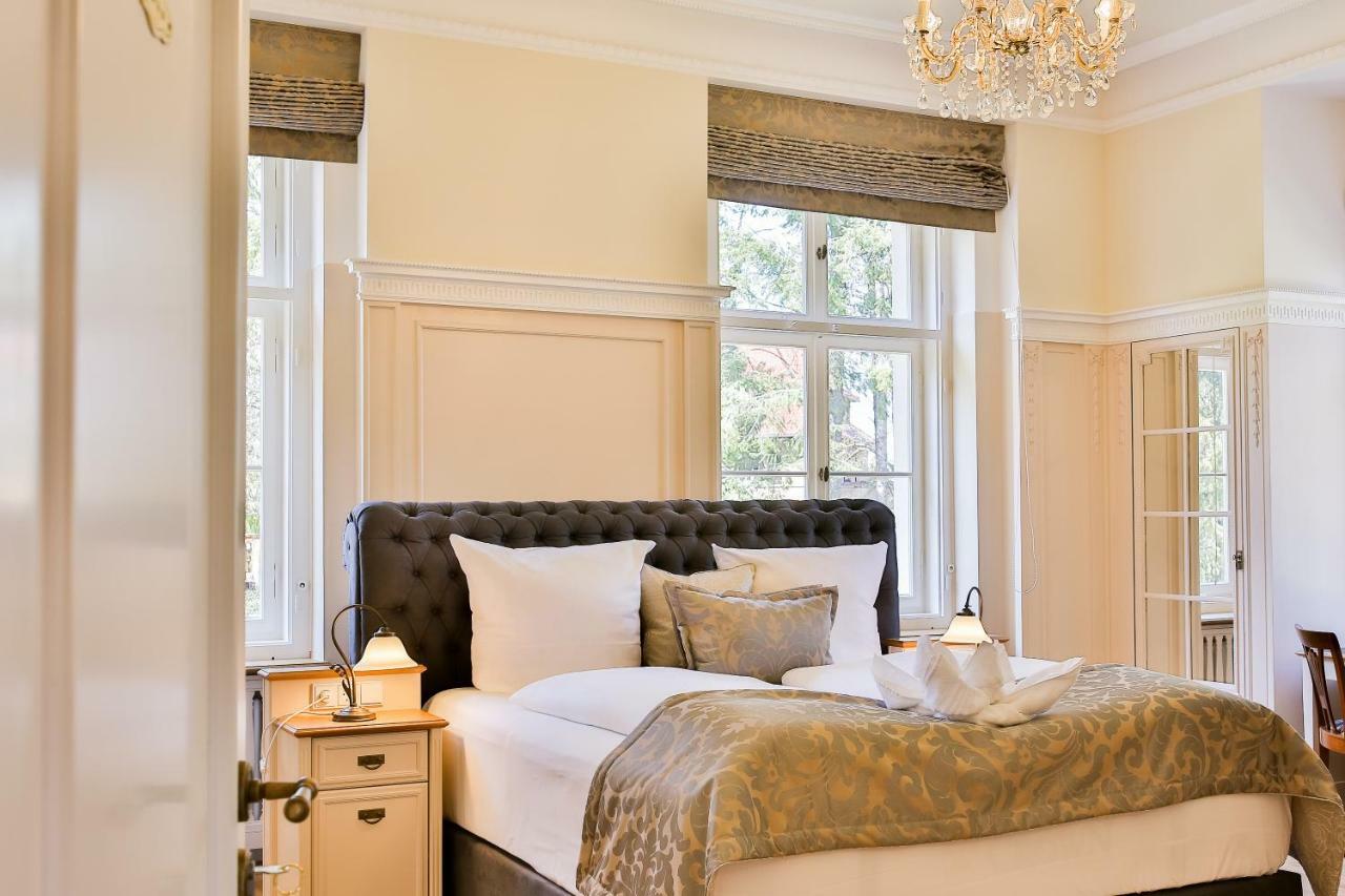 Hotel Villa Altenburg Possneck ภายนอก รูปภาพ