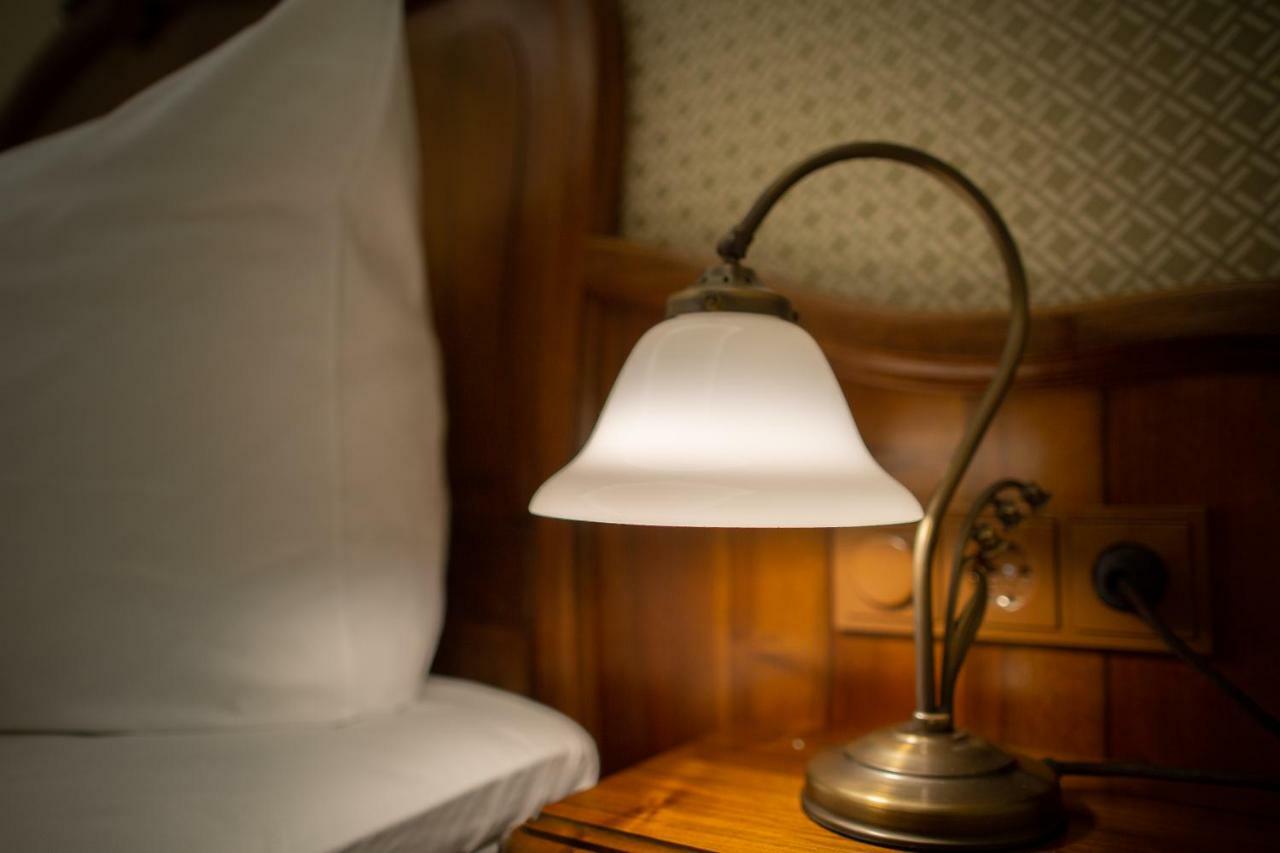 Hotel Villa Altenburg Possneck ภายนอก รูปภาพ